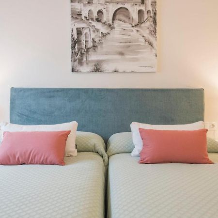 Apartamentos Florinda De La Cava Toledo - 7 Bagian luar foto